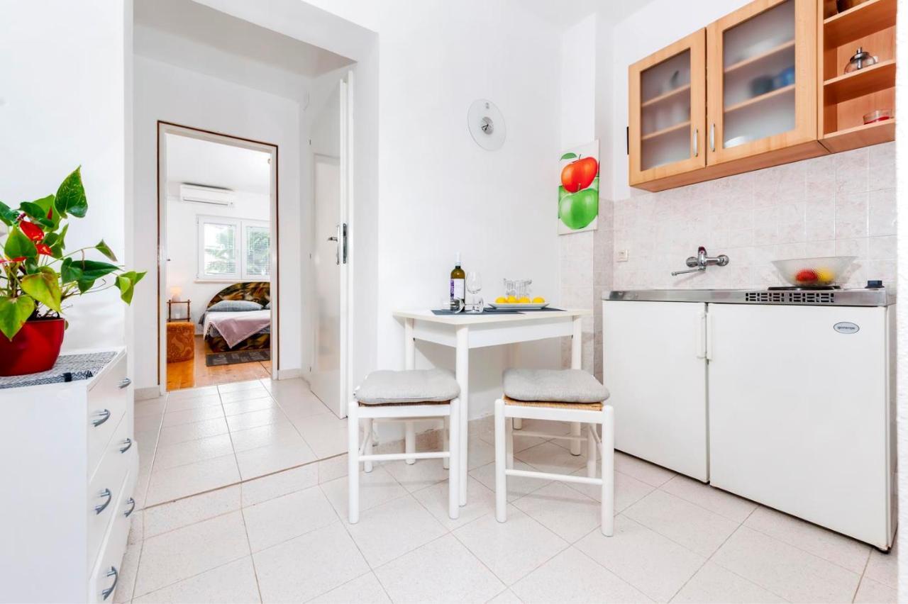 Studio Vania Rovinj Exterior foto